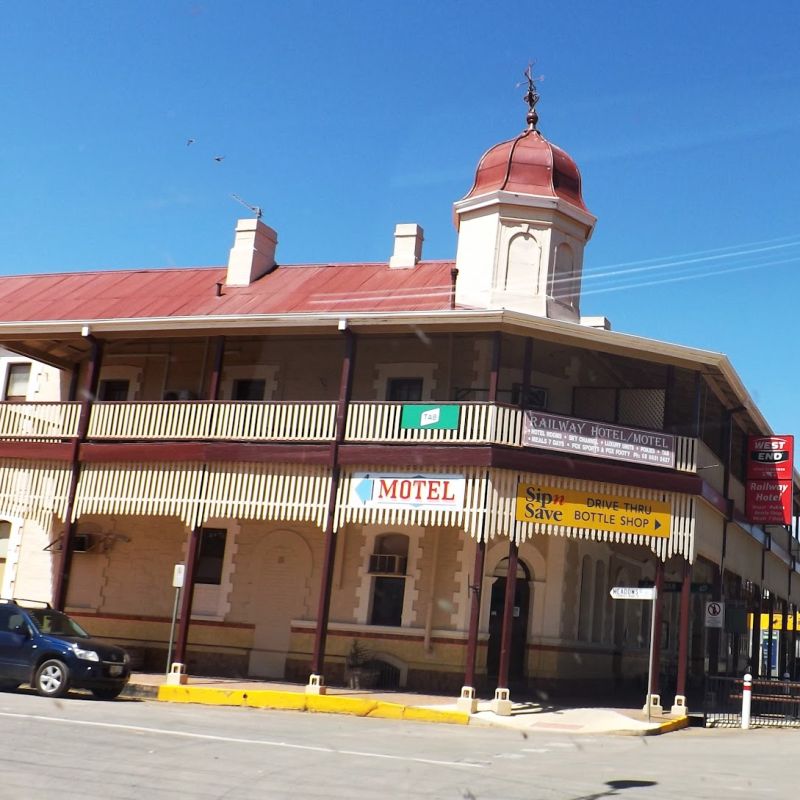 The Railway Hotel/Motel in Peterborough South Australia is a great place to relax