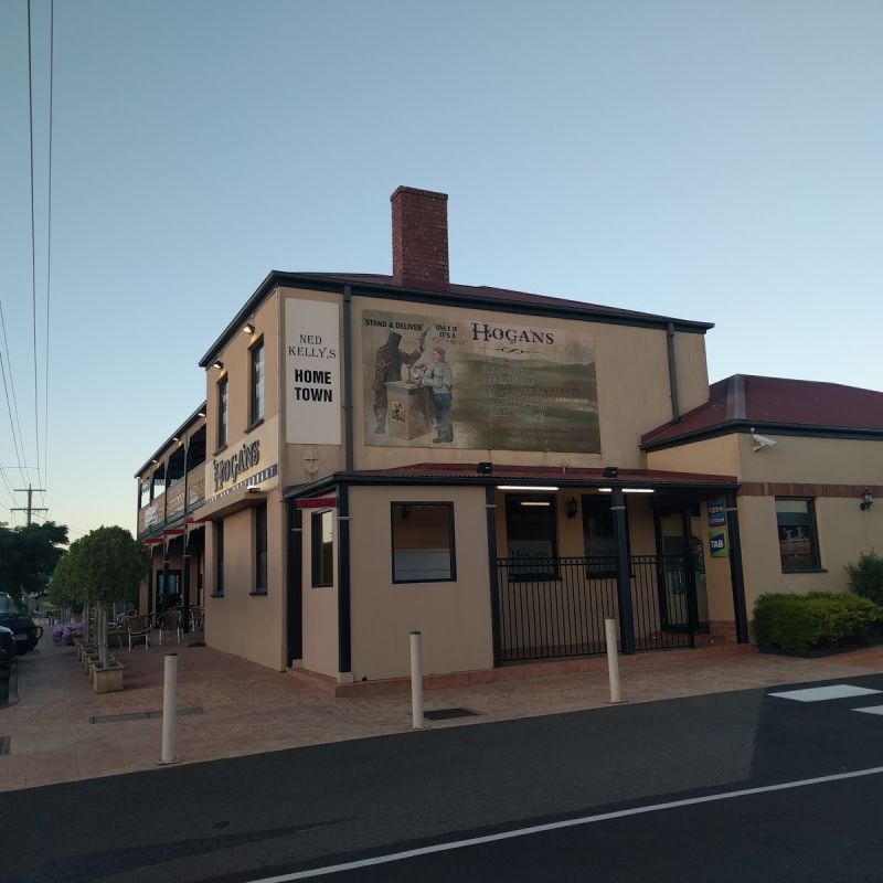 People have a great time at the Hogans Hotel in Wallan Victoria