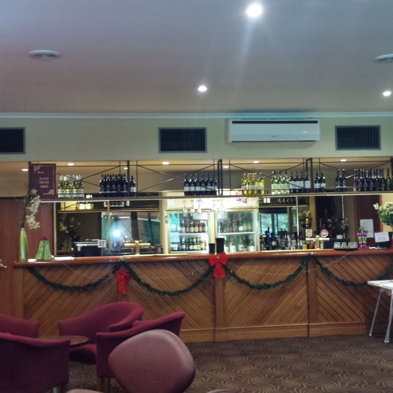 The TAB Magpie & Stump Hotel in Wandong Victoria is a great place to relax