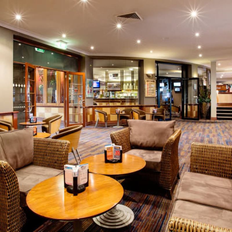 People have a great time at the Meadow Inn Hotel-Motel in Fawkner Victoria