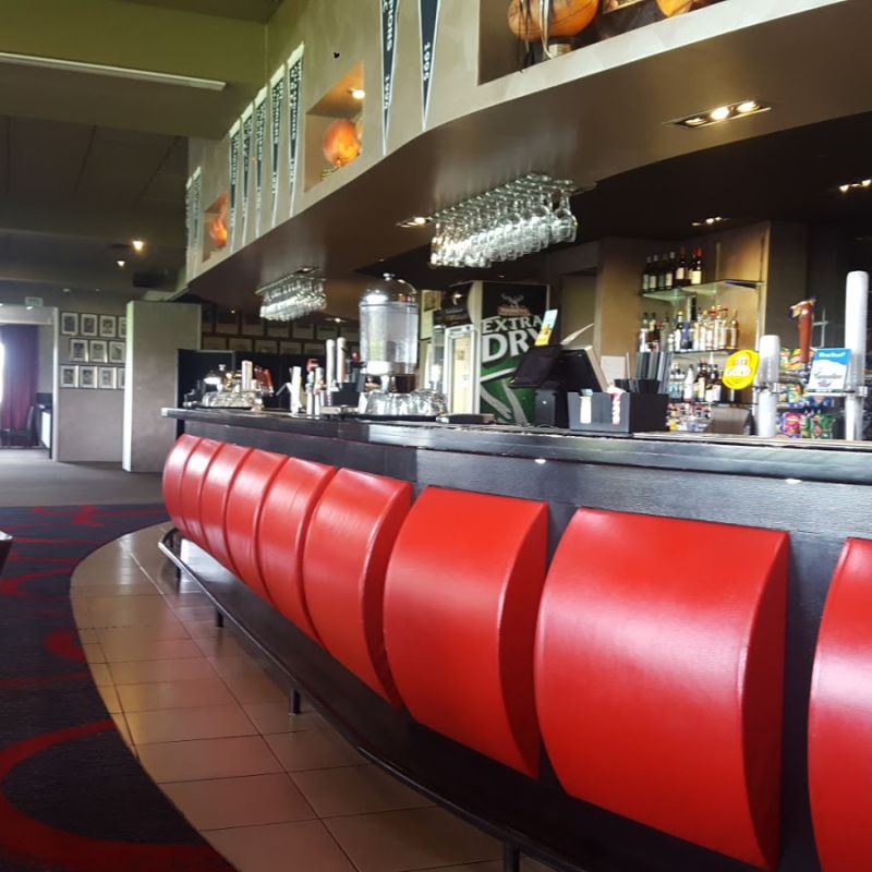 The North Ballarat Sports Club in Wendouree Victoria is a great place to relax