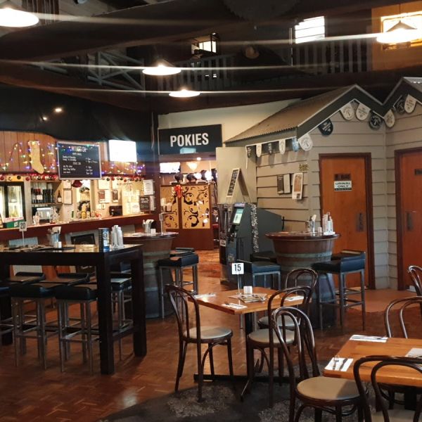 Woodpecker Bar & Grill in Burpengary, Queensland | Pokies Near Me