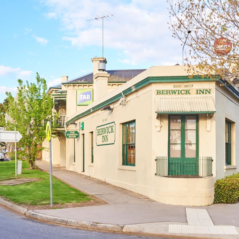 People have a great time at the Berwick Inn Hotel in Berwick Victoria