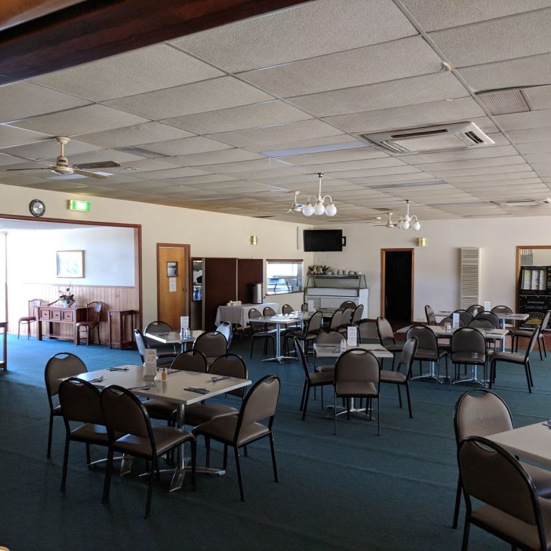 The Cobden Golf Club in Cobden Victoria is a great place to relax