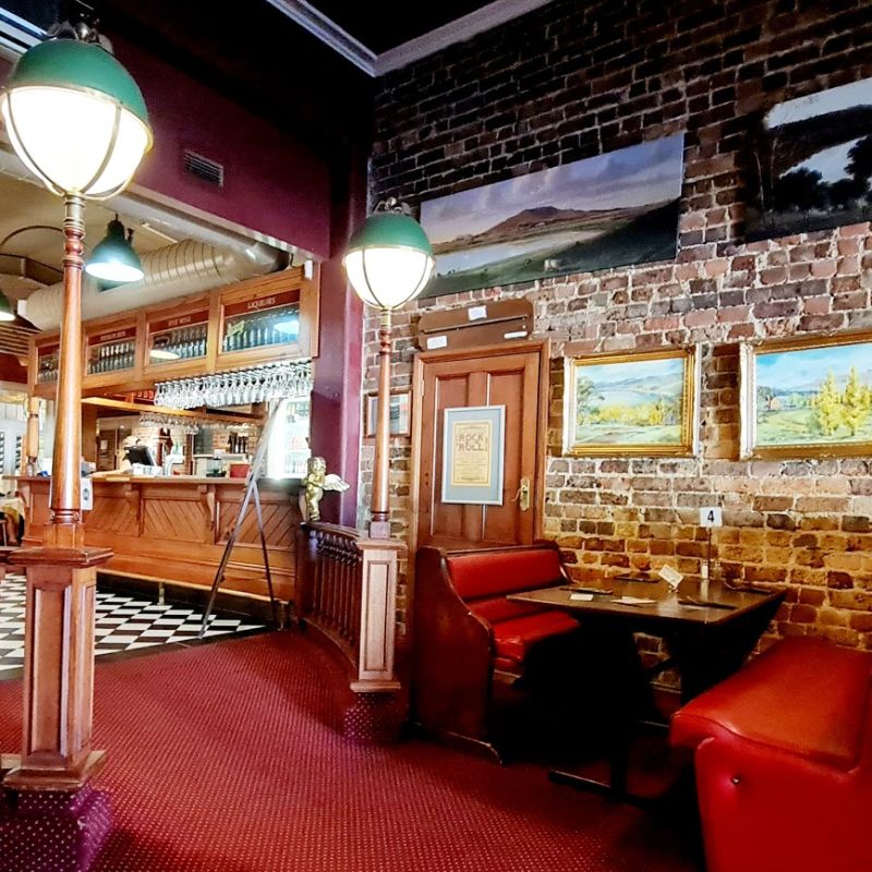 Relaxing at the Madden's Commercial Hotel in Camperdown Victoria