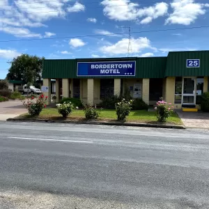 A relaxing photo of the pokies at the Bordertown Motel in Bordertown, South Australia