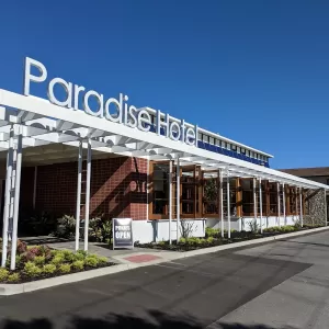A relaxing photo of the pokies at the Paradise Hotel in Paradise, South Australia