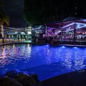 A relaxing photo of the pokies at the Gilligan's Hotel & Resort in Cairns City, Queensland