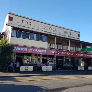 A relaxing photo of the pokies at the Bottlemart - Post Office Hotel in Mossman, Queensland