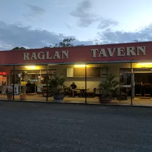 A relaxing photo of the pokies at the Raglan Tavern in Raglan, Queensland