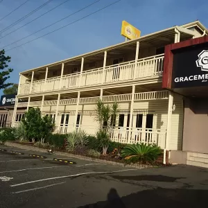 A relaxing photo of the pokies at the Gracemere Hotel in Gracemere, Queensland