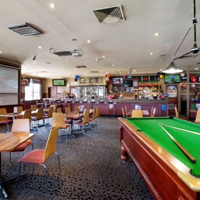 Pokies Near Me - Having a great time at the Hallam Hotel in Hallam Victoria