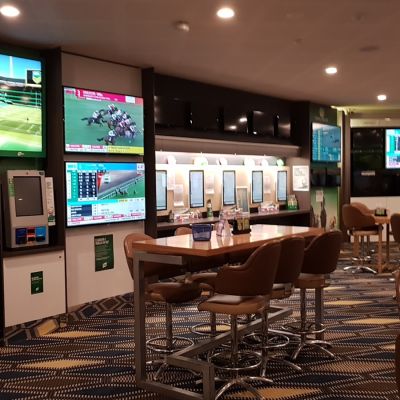 Pokies Near Me - Having a great time at the Trios Sports Club in Cranbourne Victoria