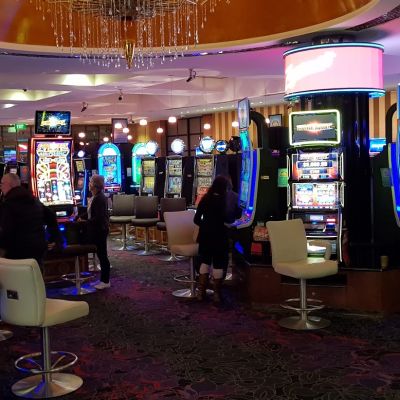 Pokies Near Me - Having a great time at the Zagame's Caulfield Hotel in Caulfield East Victoria